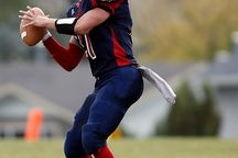 生态足球：推动绿色发展，保护足球场环境，足球场污染环境吗