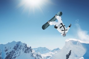 水球终场对抗突尼斯成功反超，水球身体对抗