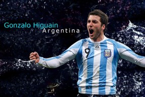 欧冠“焦点对决”：皇马VS拜仁，荣誉之战逆转精彩回顾