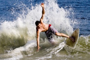 王嘉男再夺冠军跳远大奖赛，跳远王佳楠个人资料