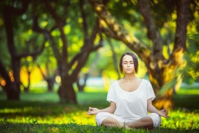 中国足球主教练更替周期趋势研究，中国足球的主教练是谁